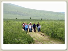 Group coming back from a hike