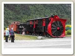 Display engine behind the station