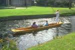punting.jpg (35763 bytes)