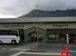 queenstown-03.jpg (58838 bytes)