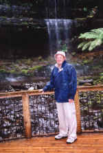 falls06.jpg (48209 bytes)