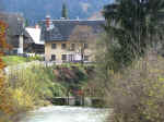 village02.JPG (136324 bytes)