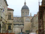 cathedral00.JPG (94011 bytes)