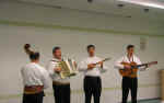 folk01.JPG (36280 bytes)
