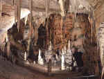 beautiful caves01.jpg (48709 bytes)