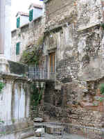 split11.JPG (158197 bytes)