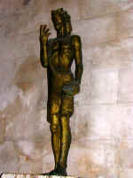 split13.JPG (81720 bytes)