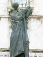 split26.JPG (79433 bytes)