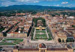 zagreb panoramic view.jpg (72087 bytes)