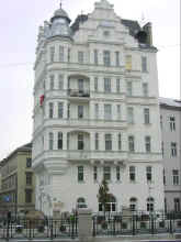 Pc170049.jpg (44626 bytes)