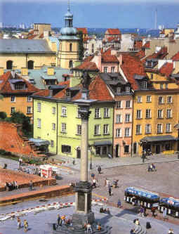 castle-square.jpg (87931 bytes)