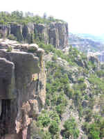 canyon19.jpg (102464 bytes)