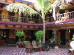 hotel06.jpg (104351 bytes)
