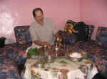 lunch04.jpg (68040 bytes)