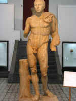 museum01.jpg (55712 bytes)