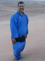 dune walk20.jpg (37603 bytes)
